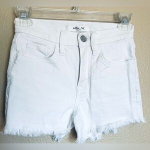 WILLOW & ROOT Girl’s the Everyday‎ white denim shorts, Youth Size 10.